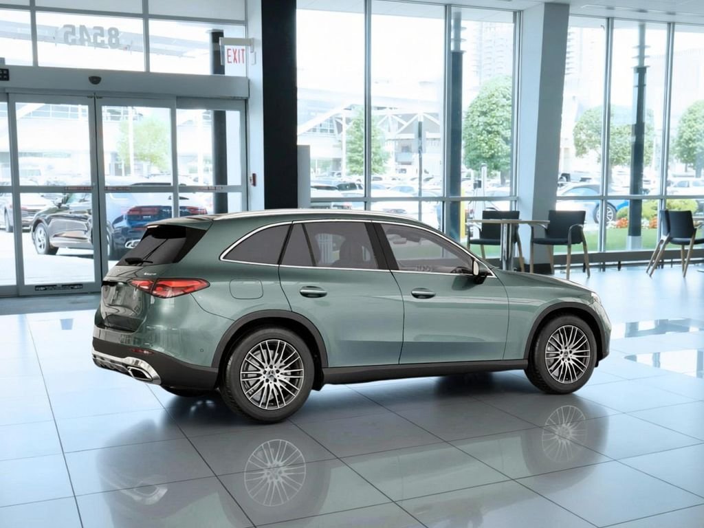 New 2026 Verde Silver Metallic Mercedes-Benz GLC 300 image 18