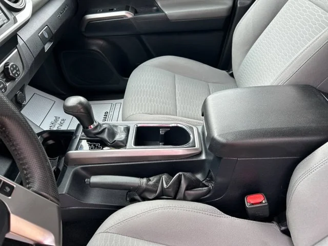 Used 2019 Quicksand Toyota SR5 image 28