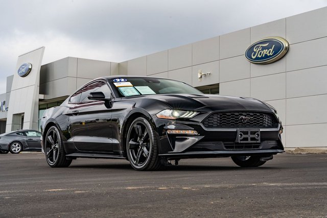 2022 Ford Mustang EcoBoost