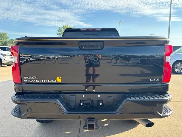 2021 Chevrolet Silverado 2500HD LTZ - Photo 4