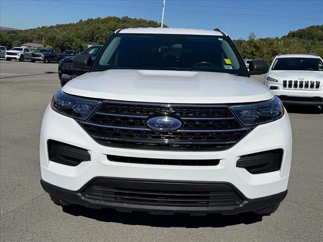 Used 2020 Oxford White Ford XLT image 9