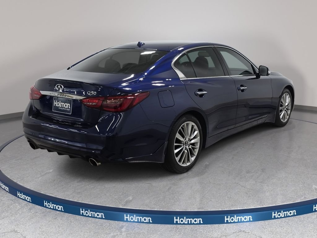 Certified Used 2023 Grand Blue INFINITI LUXE image 5
