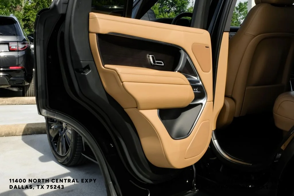 Used 2023 Black Land Rover SE image 50