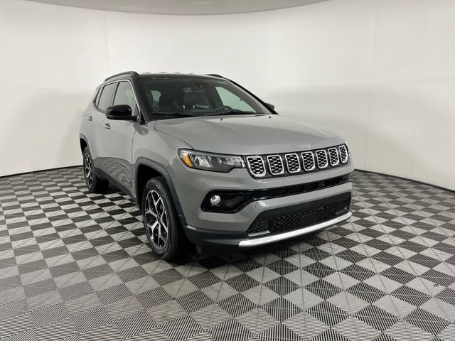 New 2026 Sting-Gray Clear-Coat Exterior Paint Jeep Limited image 2