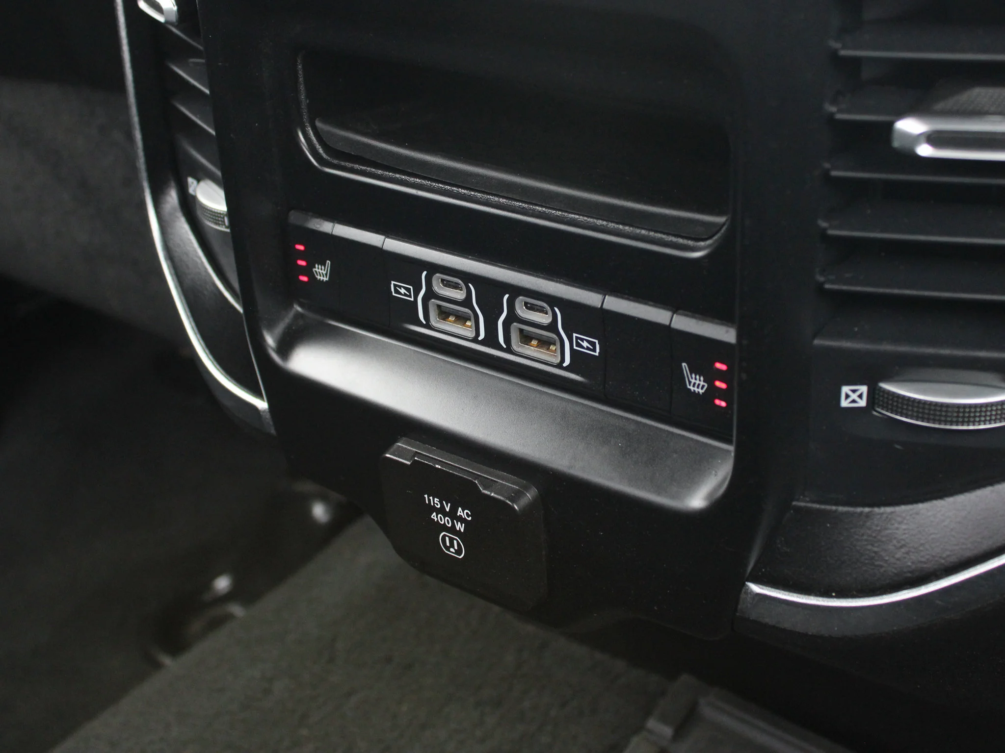 Certified Used 2023 Black RAM Laramie * One Owner | 5th Wheel & Gooseneck | Rear Air Suspension | Diesel | Apple CarPlay | Sunroof image 18