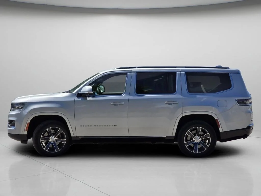 Used 2022 Silver Zynith Jeep Series I image 19