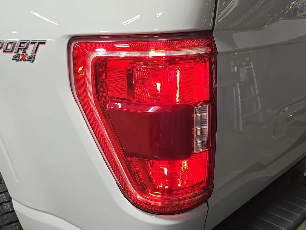 Used 2023 Avalanche Ford XLT image 35