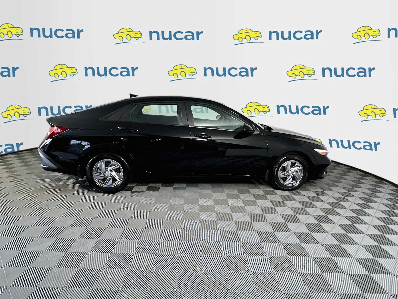 Used 2024 Abyss Black Hyundai SE image 8