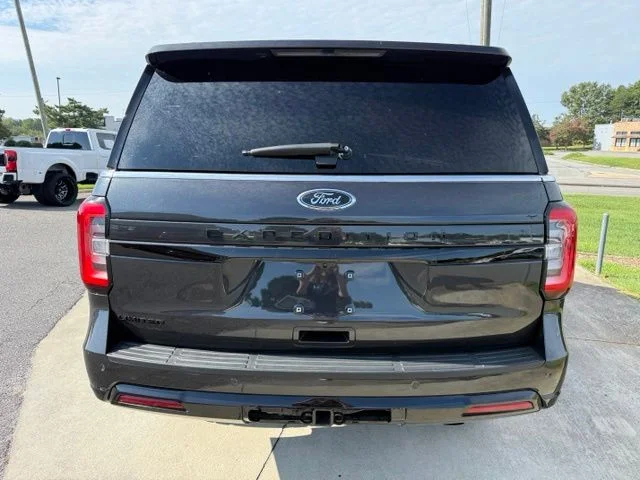 Used 2024 Gray Ford Limited image 7