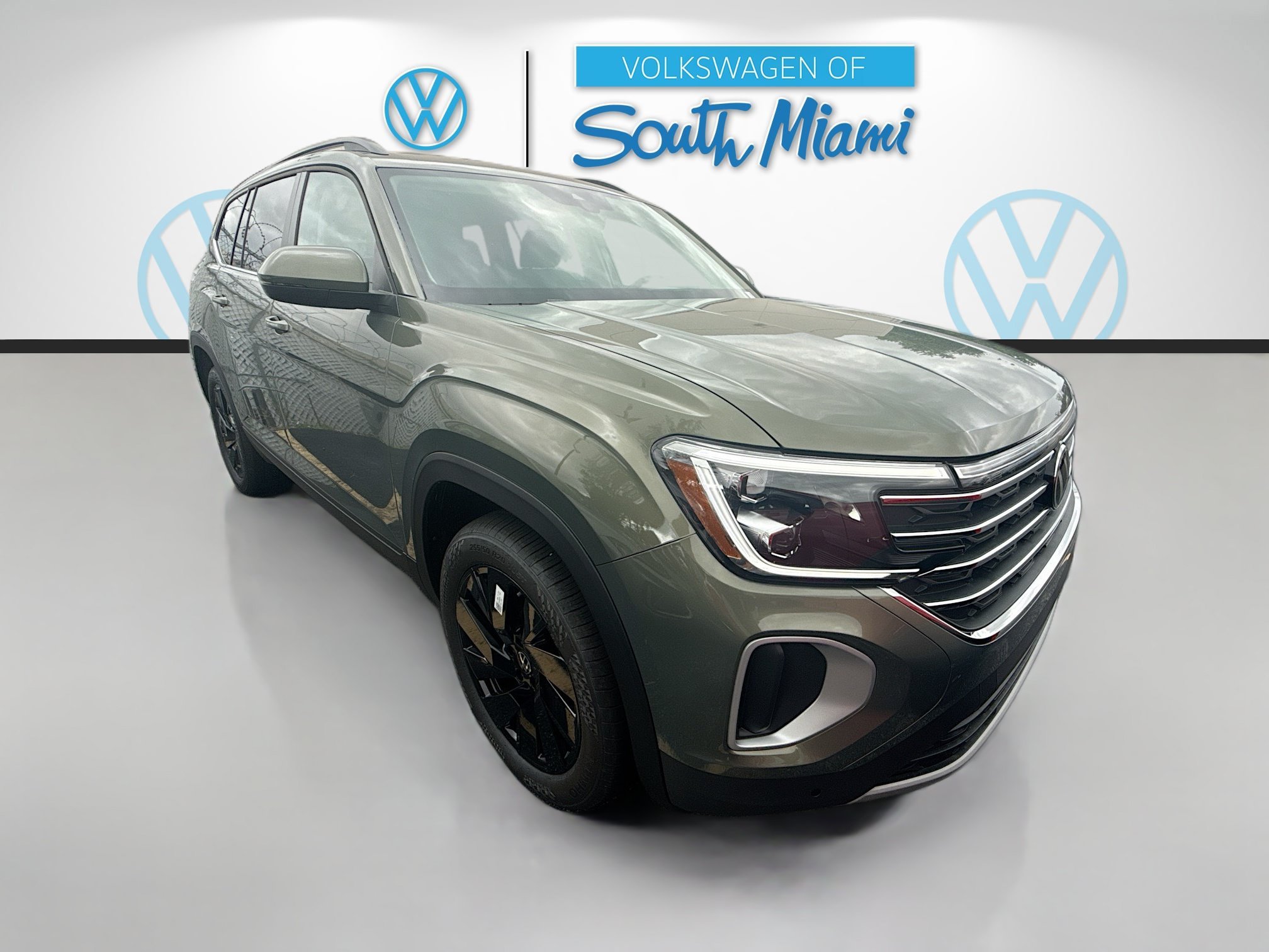New 2026 Green Volkswagen 2.0T SE w/Technology image 1