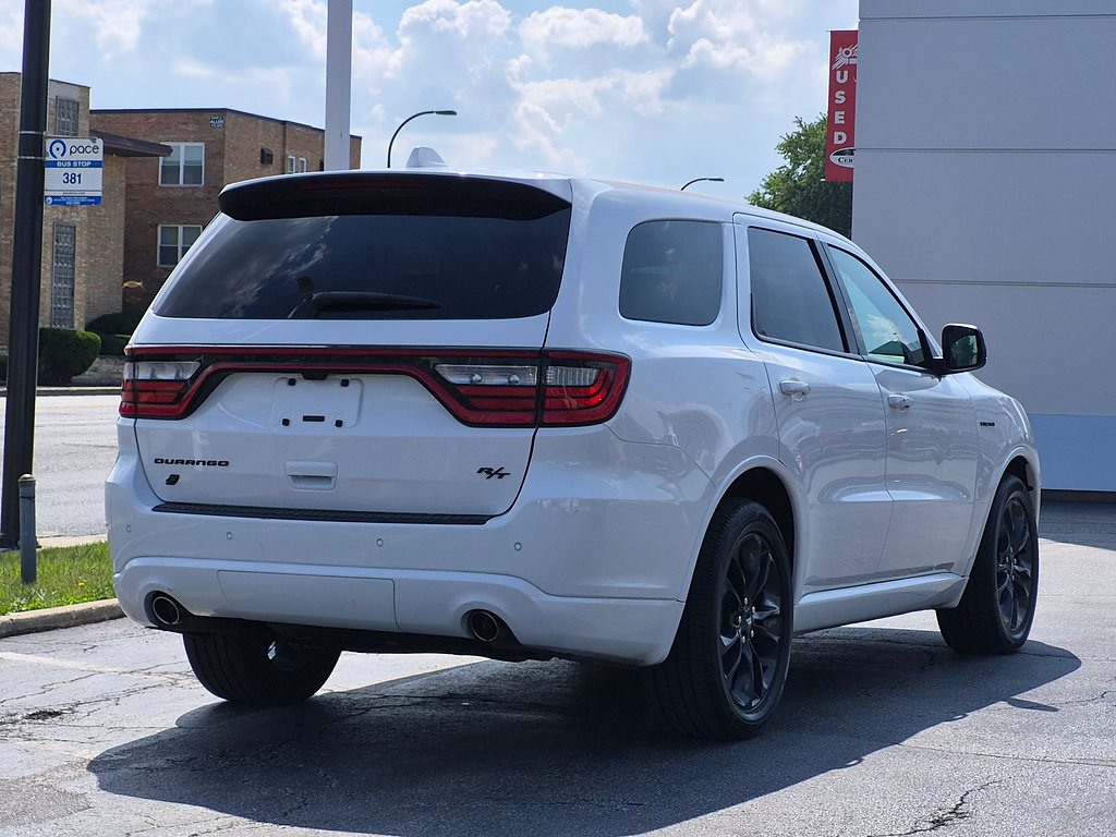 Used 2022 White Knuckle Clear Coat Dodge R/T HEMI Orange image 38