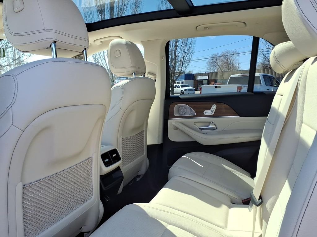 Used 2022 Blue Mercedes-Benz GLE 350 image 17