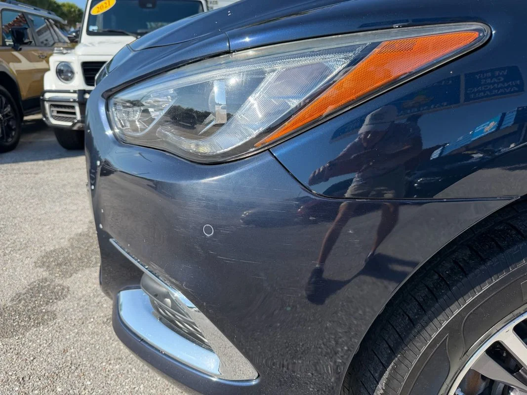 Used 2019  INFINITI LUXE image 10