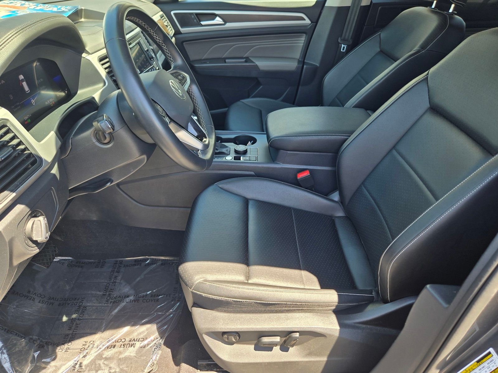Used 2023 Gray Volkswagen 2.0T SE image 11