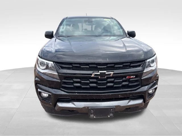 Used 2022 BLACK Chevrolet 4WD Z71 image 10