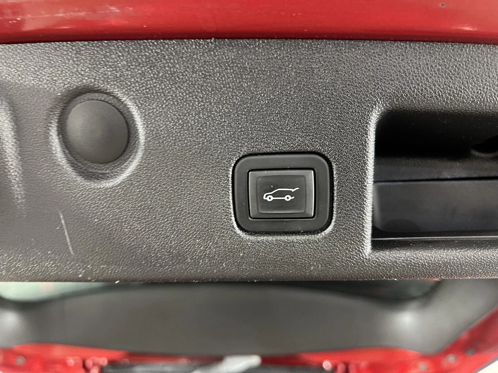 Used 2024 Radiant Red Tintcoat Chevrolet LT image 34