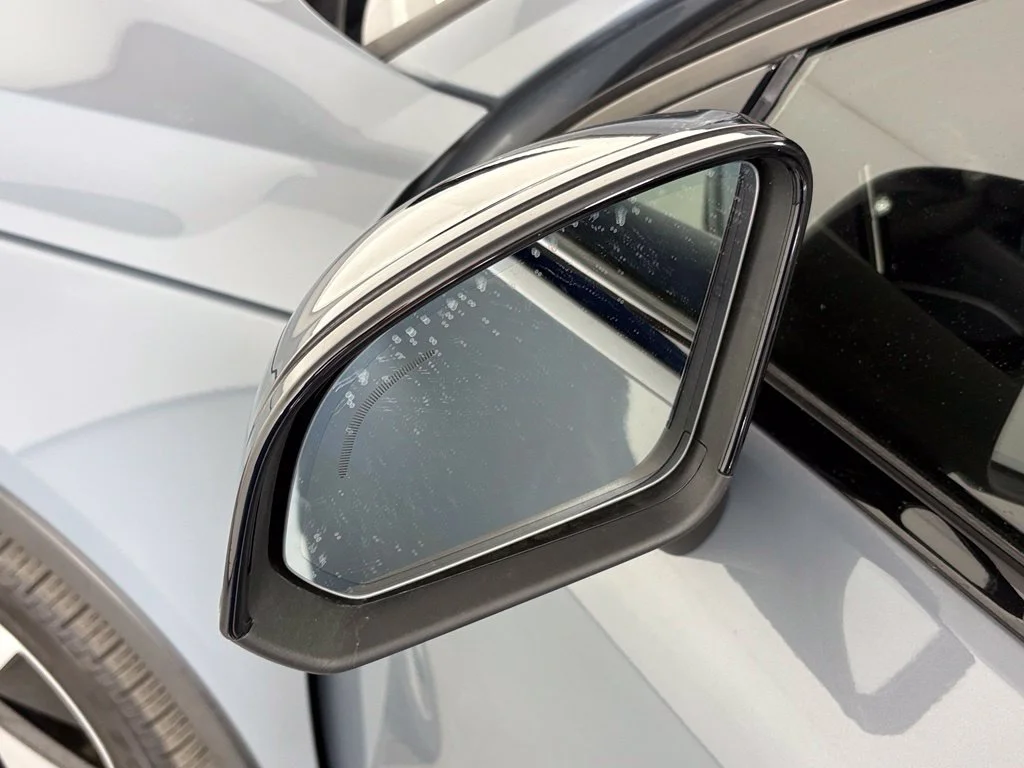Used 2023 Gray Volvo Ultimate image 13