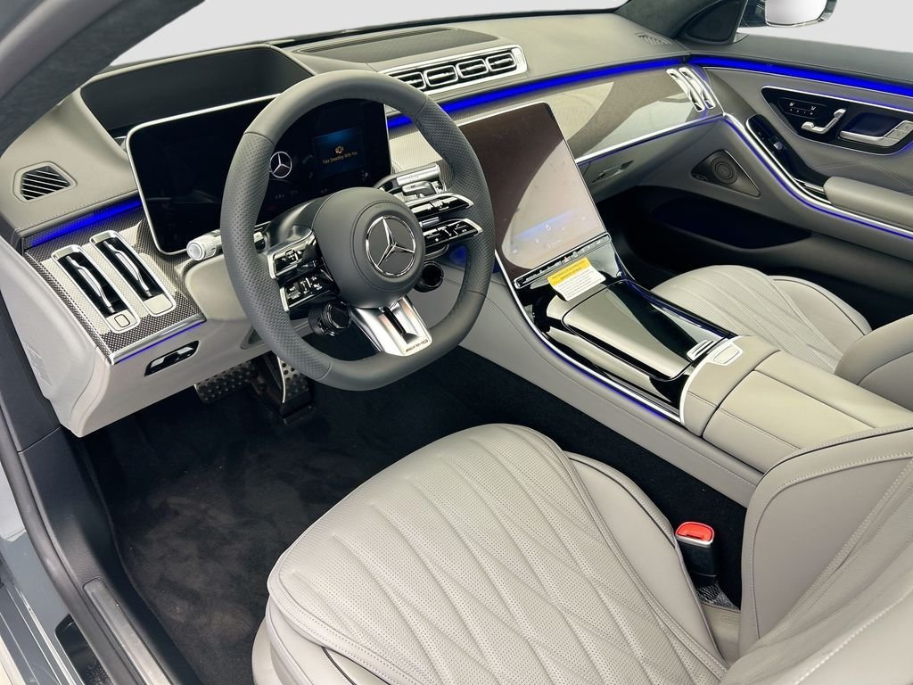 New 2026 MANUFAKTUR Silicon Grey Mercedes-Benz S 63 E AMG® image 9