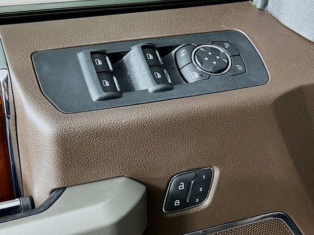 Used 2018 Black Ford King Ranch image 9
