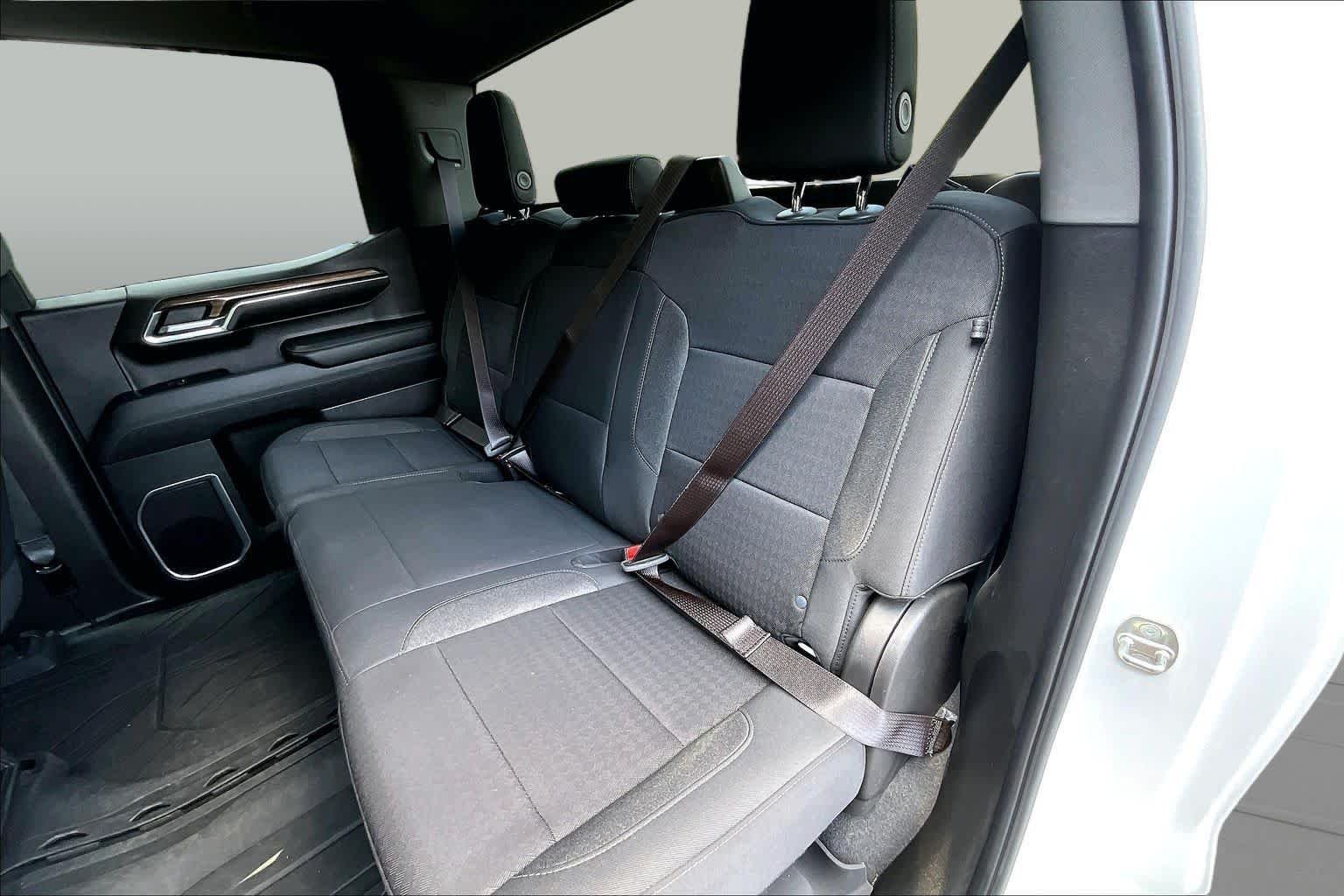 Used 2024 Summit White Chevrolet RST image 19