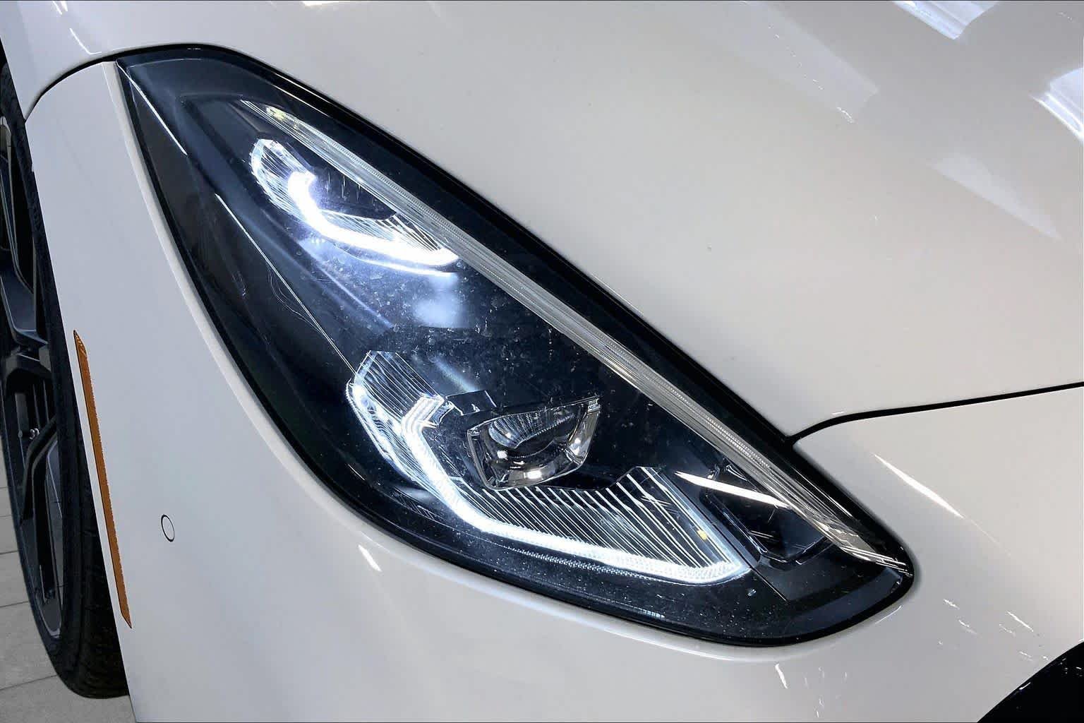 New 2026 Alpine White BMW sDrive30i image 13