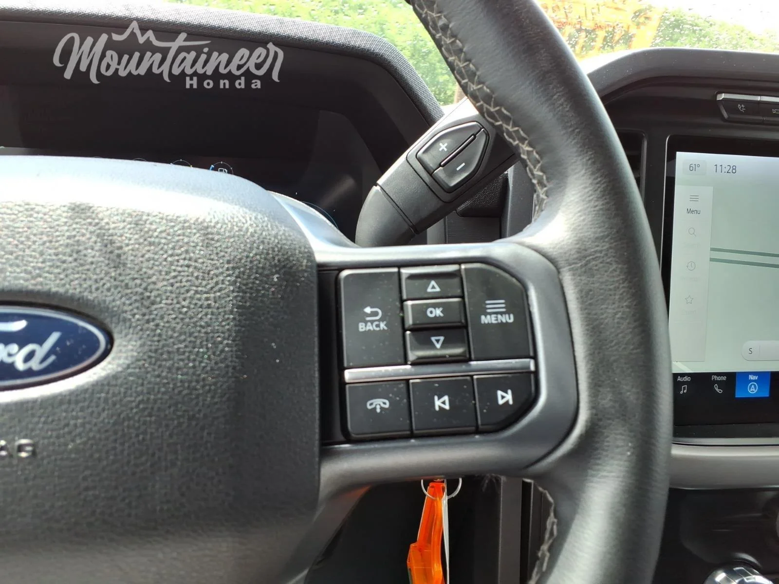 Used 2024 Oxford White Ford XLT image 43