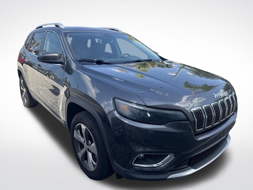 Used 2020 Gray Jeep Limited image 4