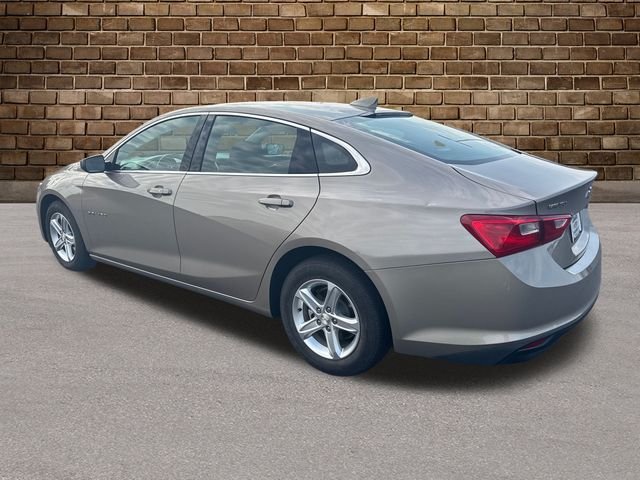 2023 Chevrolet Malibu 1LT photo 3