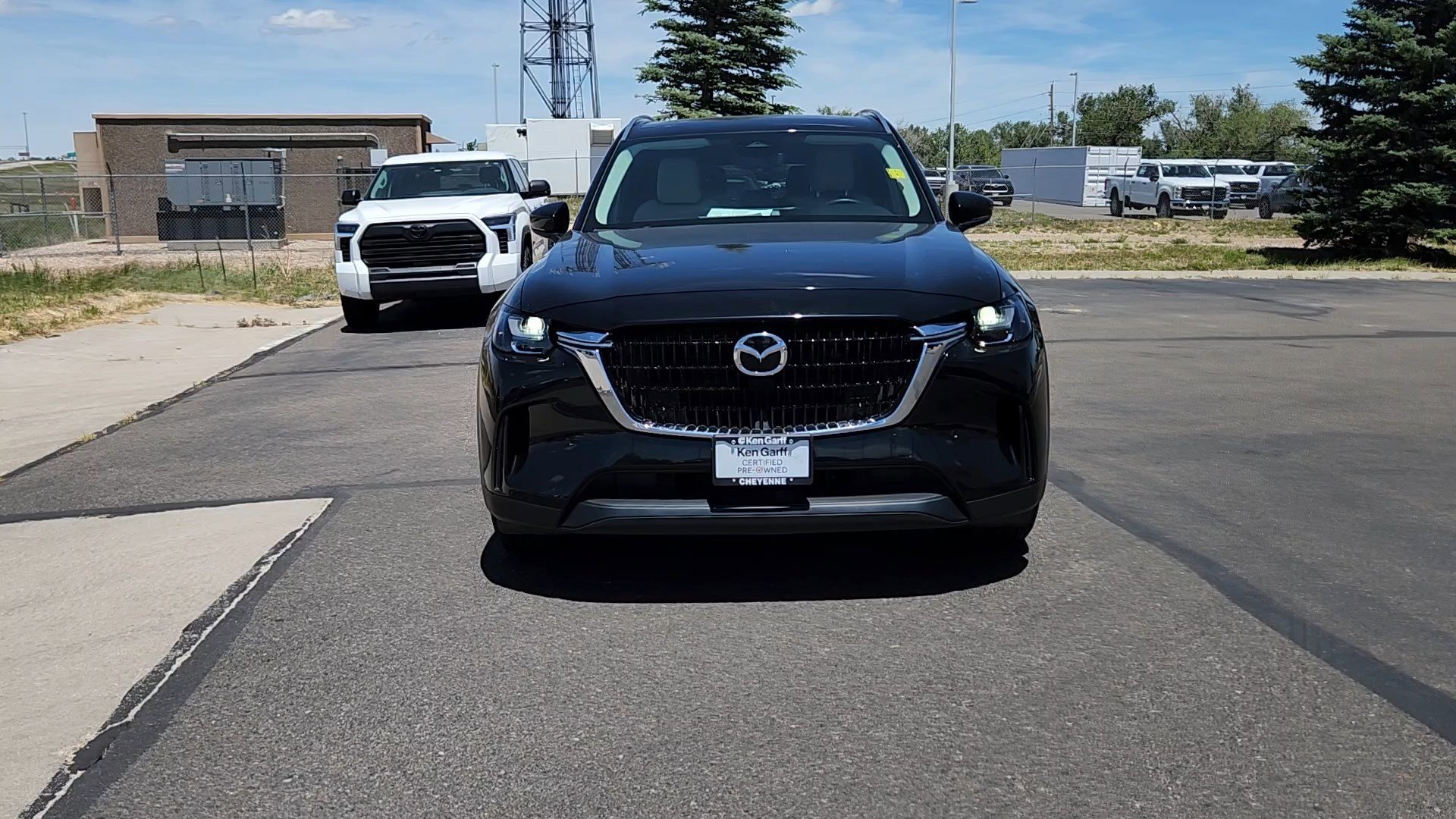 Used 2025 Jet Black Mica Mazda Preferred Package image 4