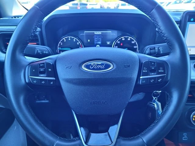 Used 2023 Blue Ford XLT image 25