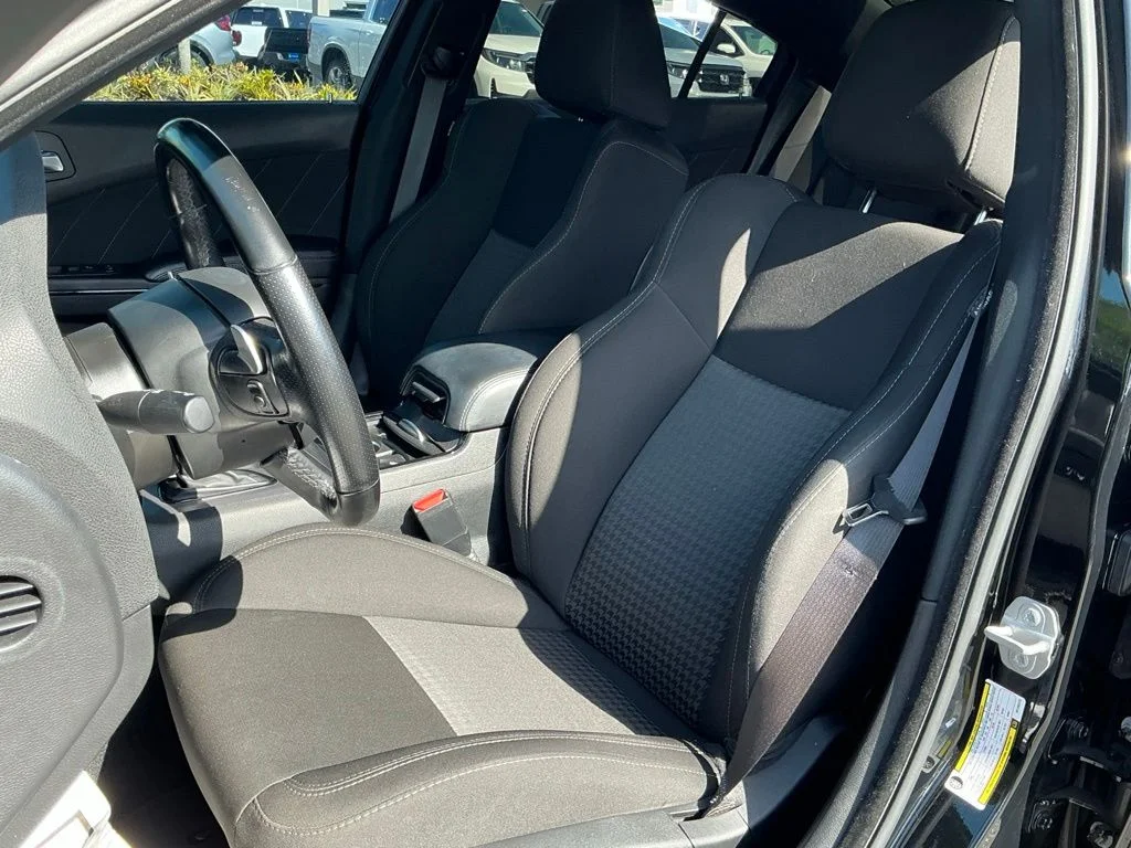 Used 2022 Black Dodge R/T image 34