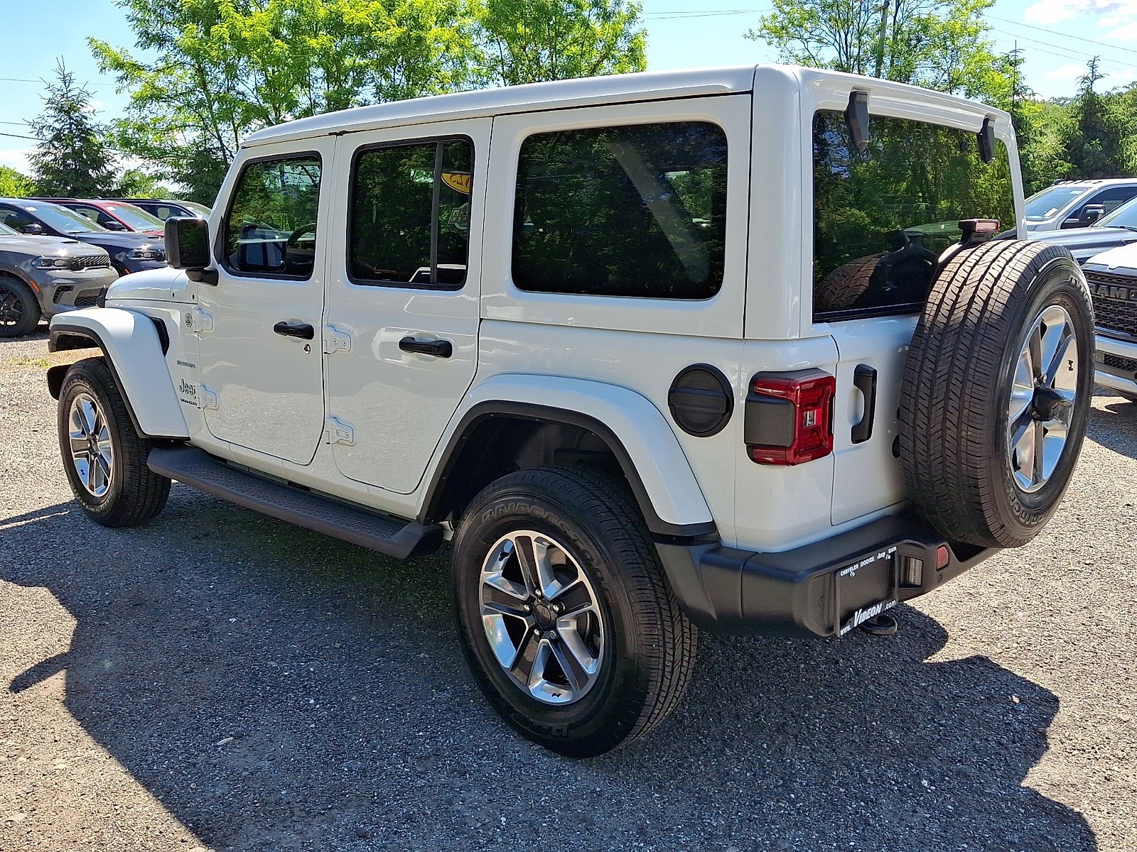 Certified Used 2023 Bright White Clearcoat Jeep Sahara image 4