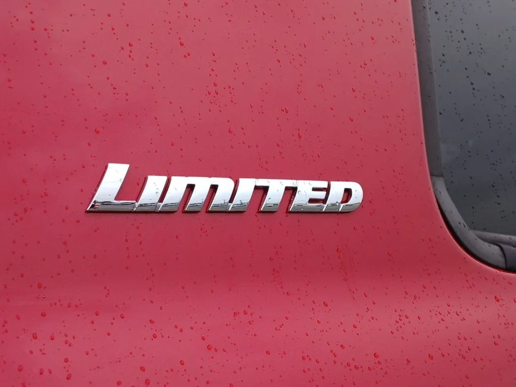 Used 2018 Red Toyota Limited image 32