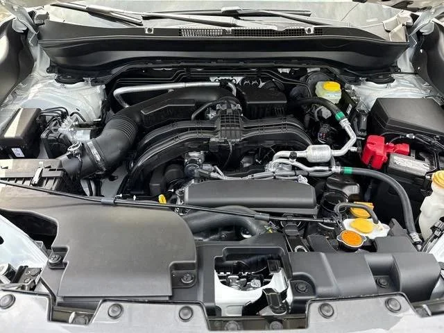 New 2026 CRYSTAL WHITE PEARL Subaru Premium image 31