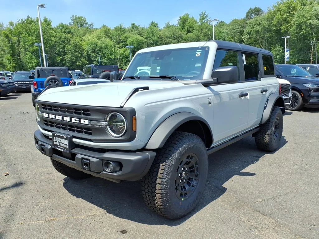 New 2026 Avalanche Gray Ford Big Bend® image 3