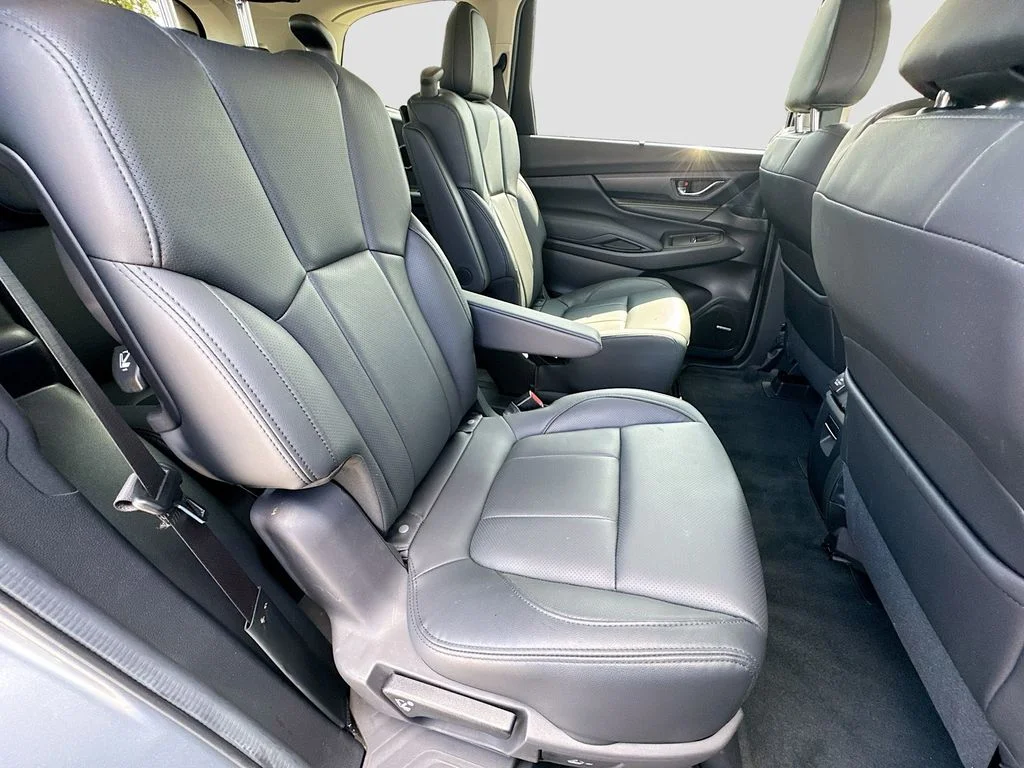 Certified Used 2025 Silver Subaru Onyx Edition Touring image 39