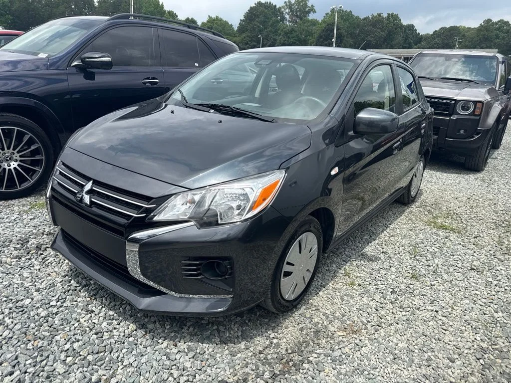 Used 2024  Mitsubishi ES image 1
