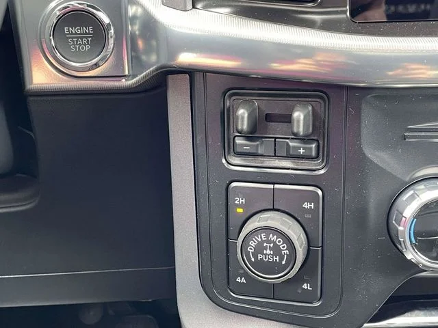 New 2026 Antimatter Blue Metallic Ford Lariat image 11