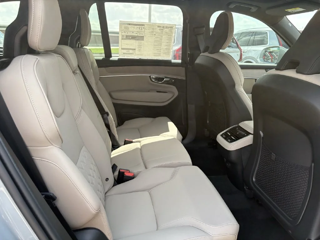 New 2026 Vapour Grey Volvo Plus image 28
