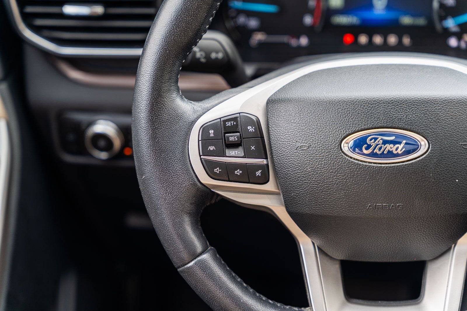 Certified Used 2023 White Ford Limited image 26