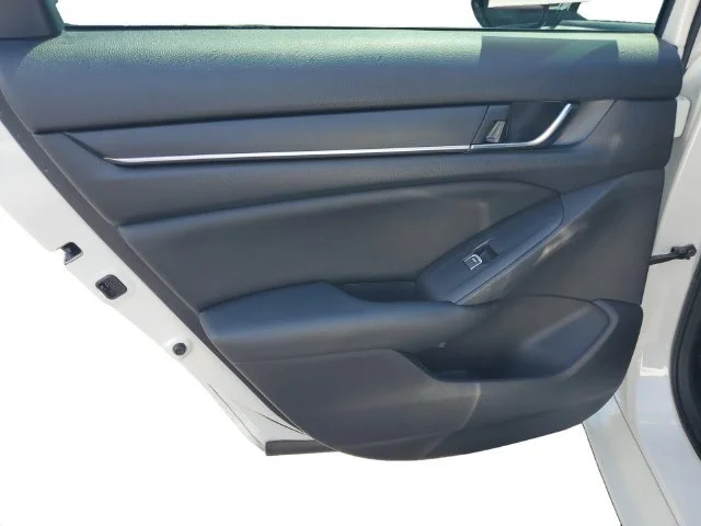 Used 2021  Honda Sport image 28