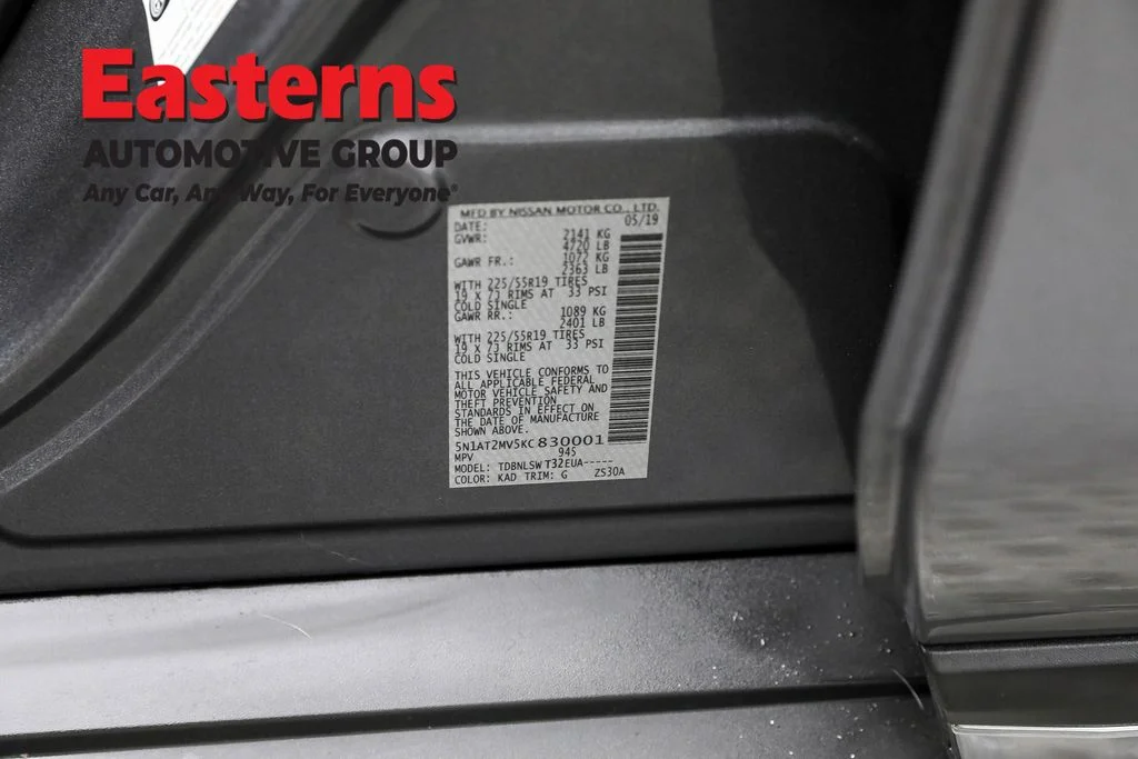 Used 2019 Gray Nissan SL image 38