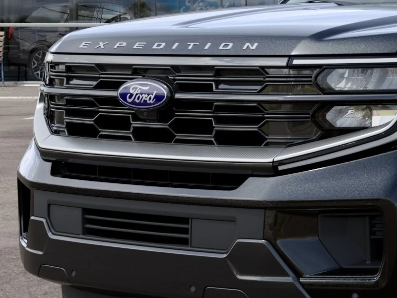 New 2027 Agate Black Metallic Ford Platinum image 17