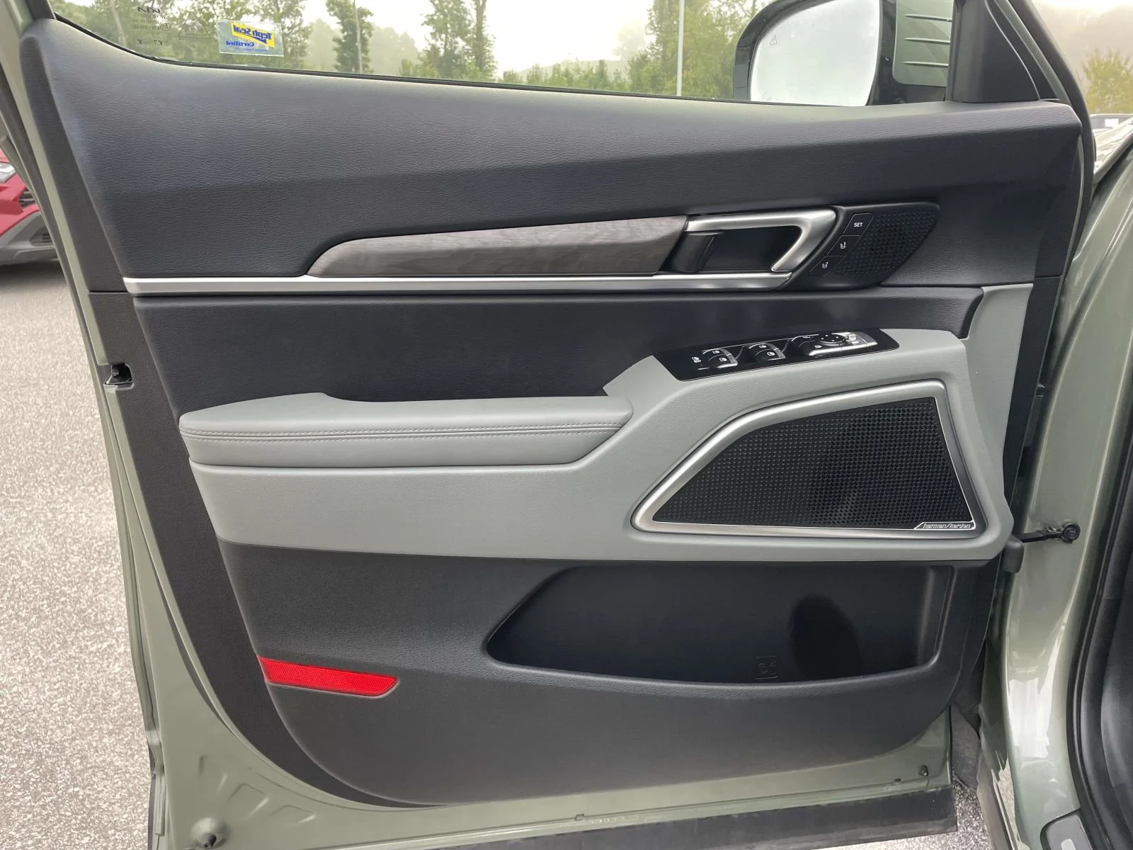 Used 2023 Jungle Green Kia SX Prestige X-Line image 5