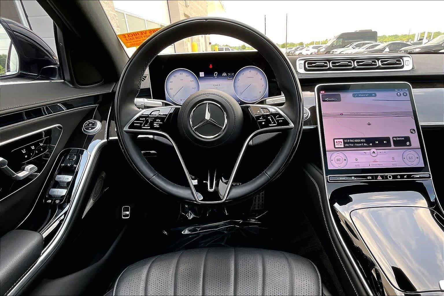Used 2022 Obsidian Black Mercedes-Benz S 580 image 6