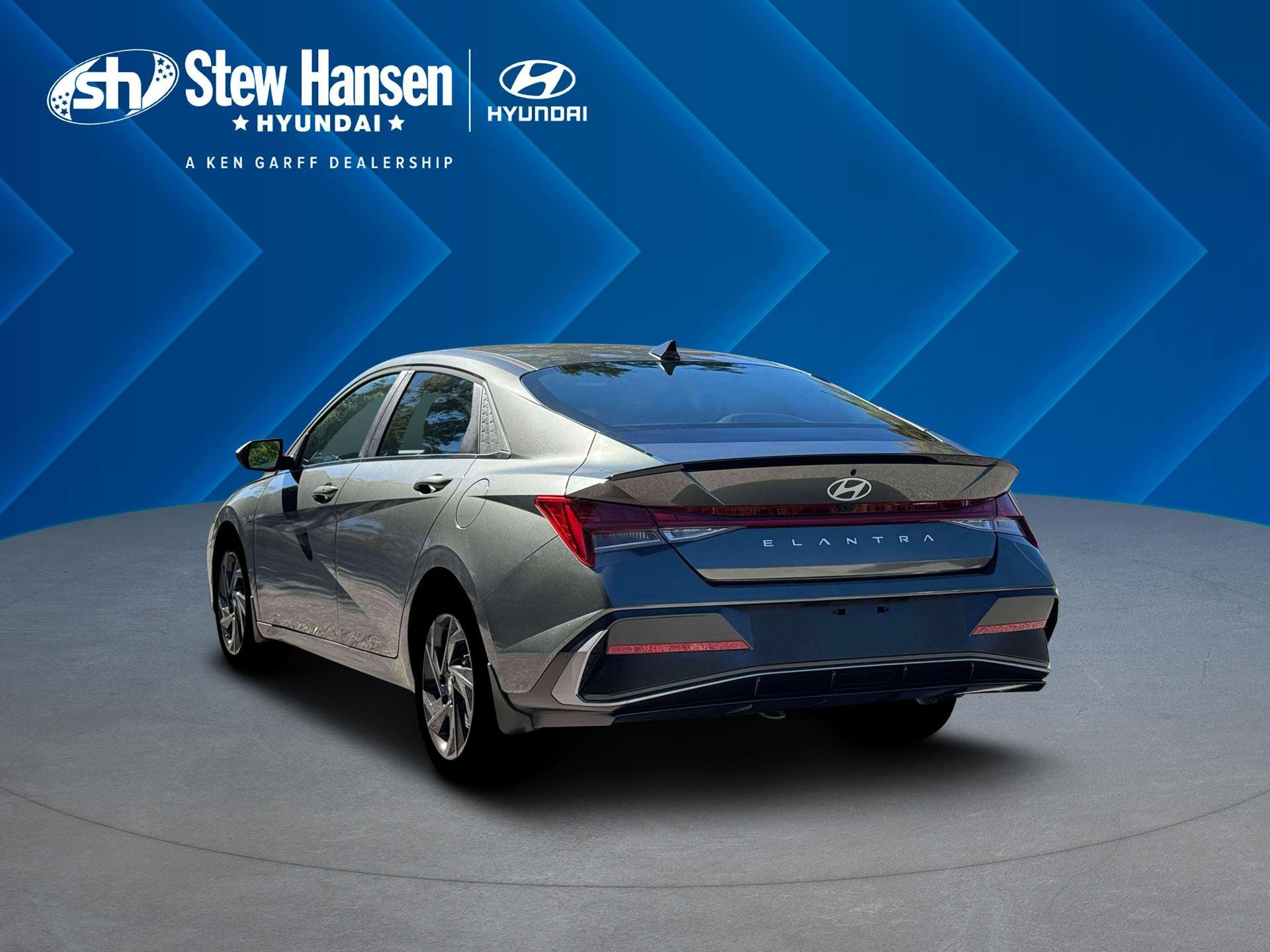 New 2026 Amazon Gray Hyundai SEL Sport Premium image 5