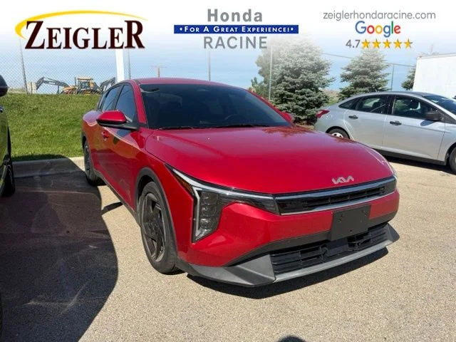Used 2025 Red Kia EX image 1