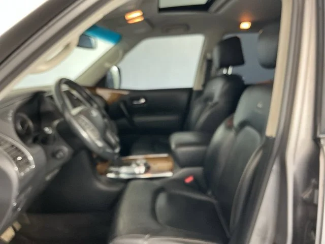 Used 2014 Platinum Graphite INFINITI Base image 9