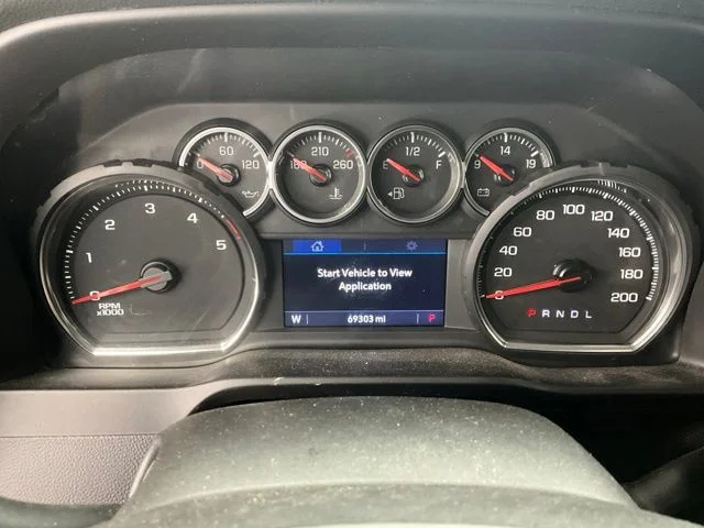 Used 2021 White Chevrolet LT image 9