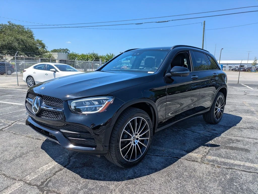 Used 2022  Mercedes-Benz GLC 300 image 8